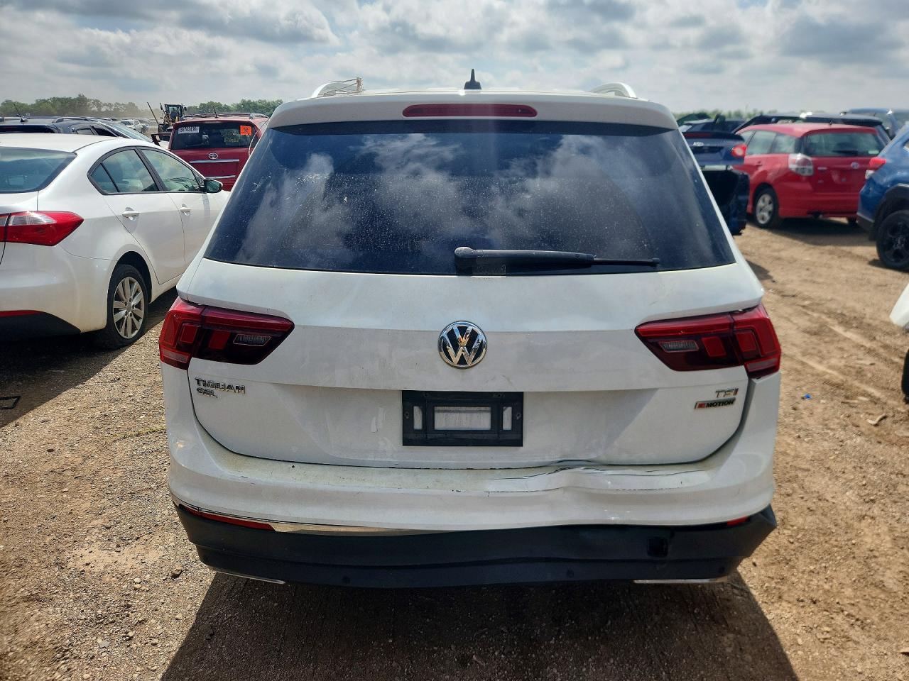 2018 Volkswagen Tiguan Sel Premium White vin: 3VV4B7AX1JM003831