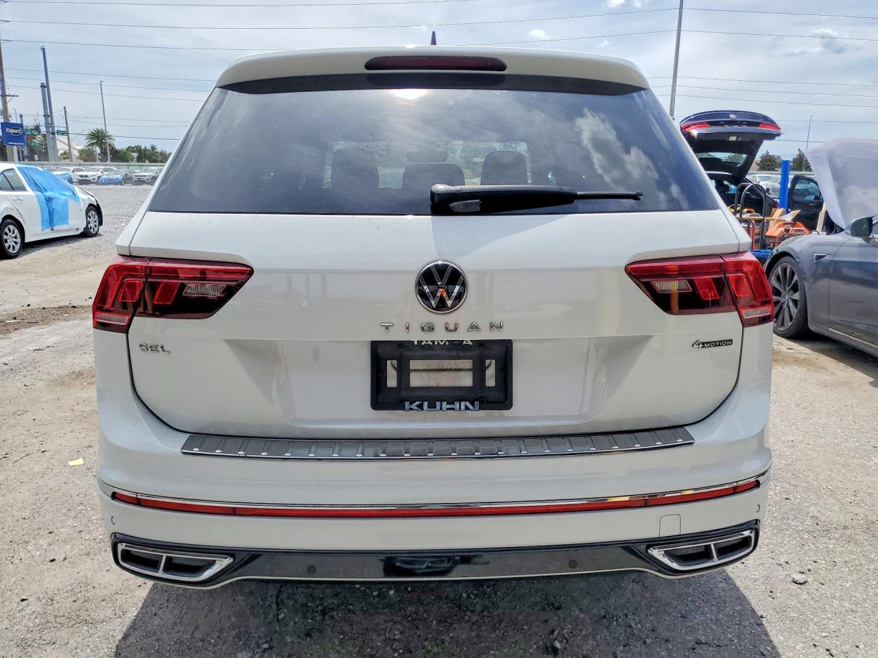2024 Volkswagen Tiguan Sel R-line Black White vin: 3VV4B7AX2RM054069