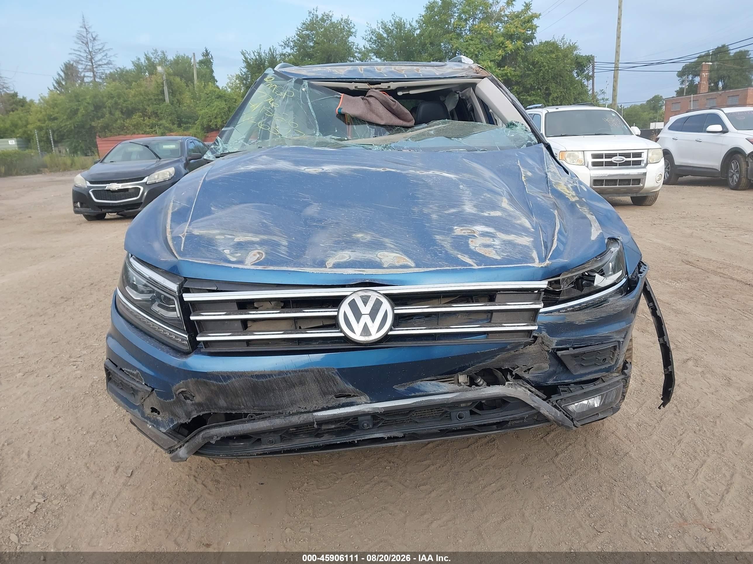 2018 Volkswagen Tiguan 2.0t Sel Premium Blue vin: 3VV4B7AX8JM196317