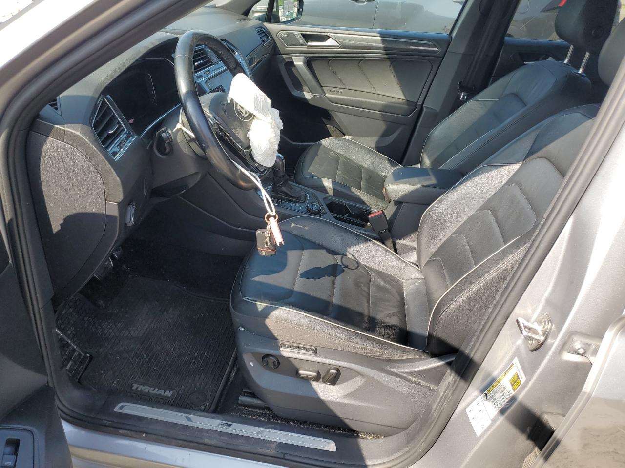 2020 Volkswagen Tiguan Sel Premium R-line Серебряный vin: 3VV4B7AXXLM044851