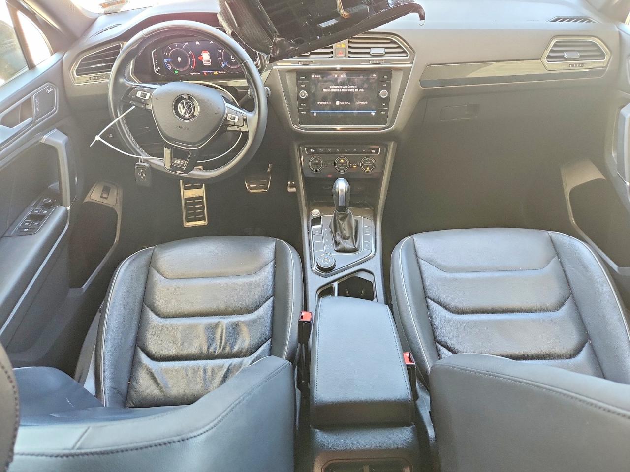 2020 Volkswagen Tiguan Sel Premium R-line Черный vin: 3VV4B7AXXLM072813