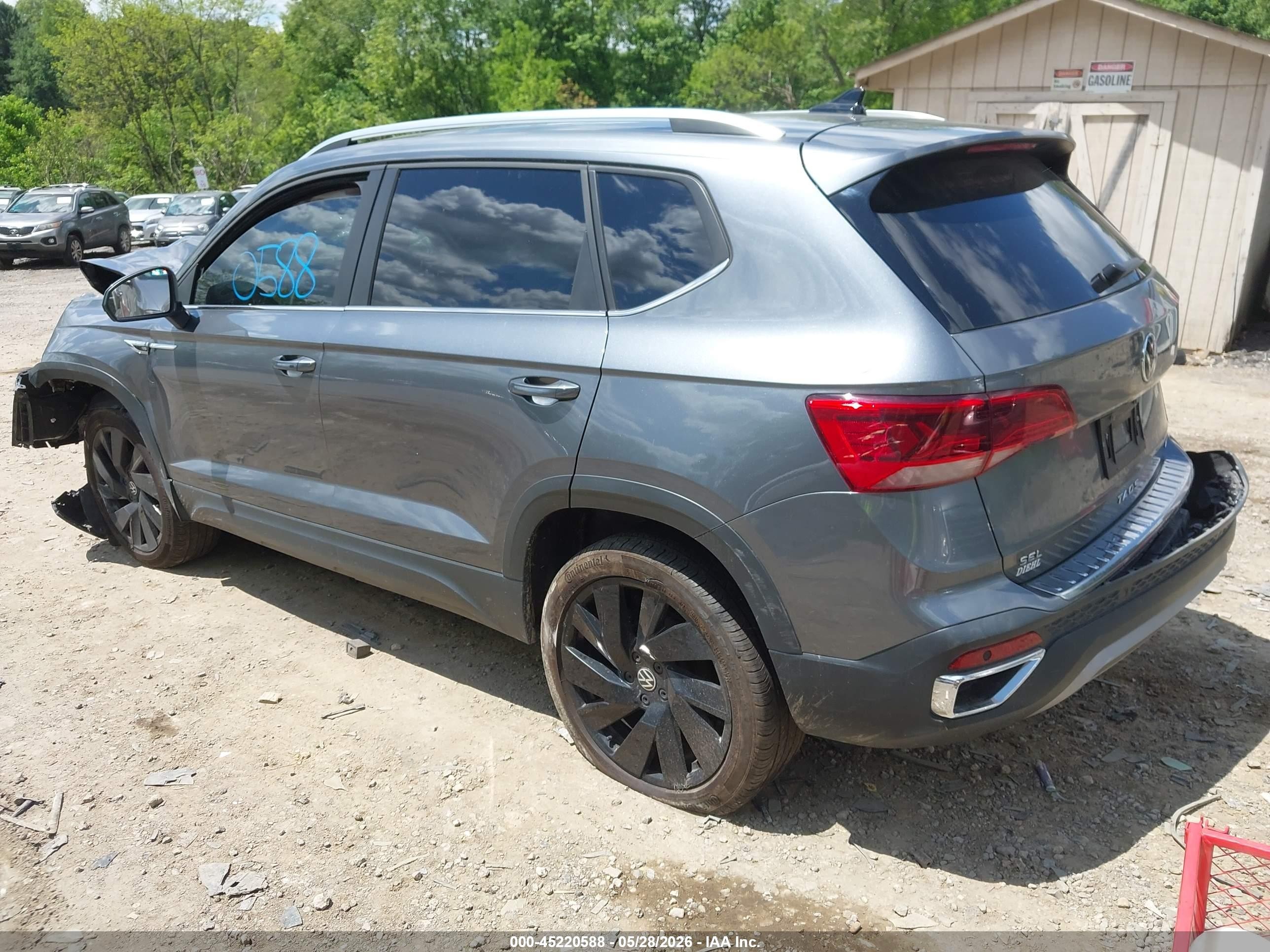 2024 Volkswagen Taos 1.5t Sel Gray vin: 3VV4X7B20RM034794