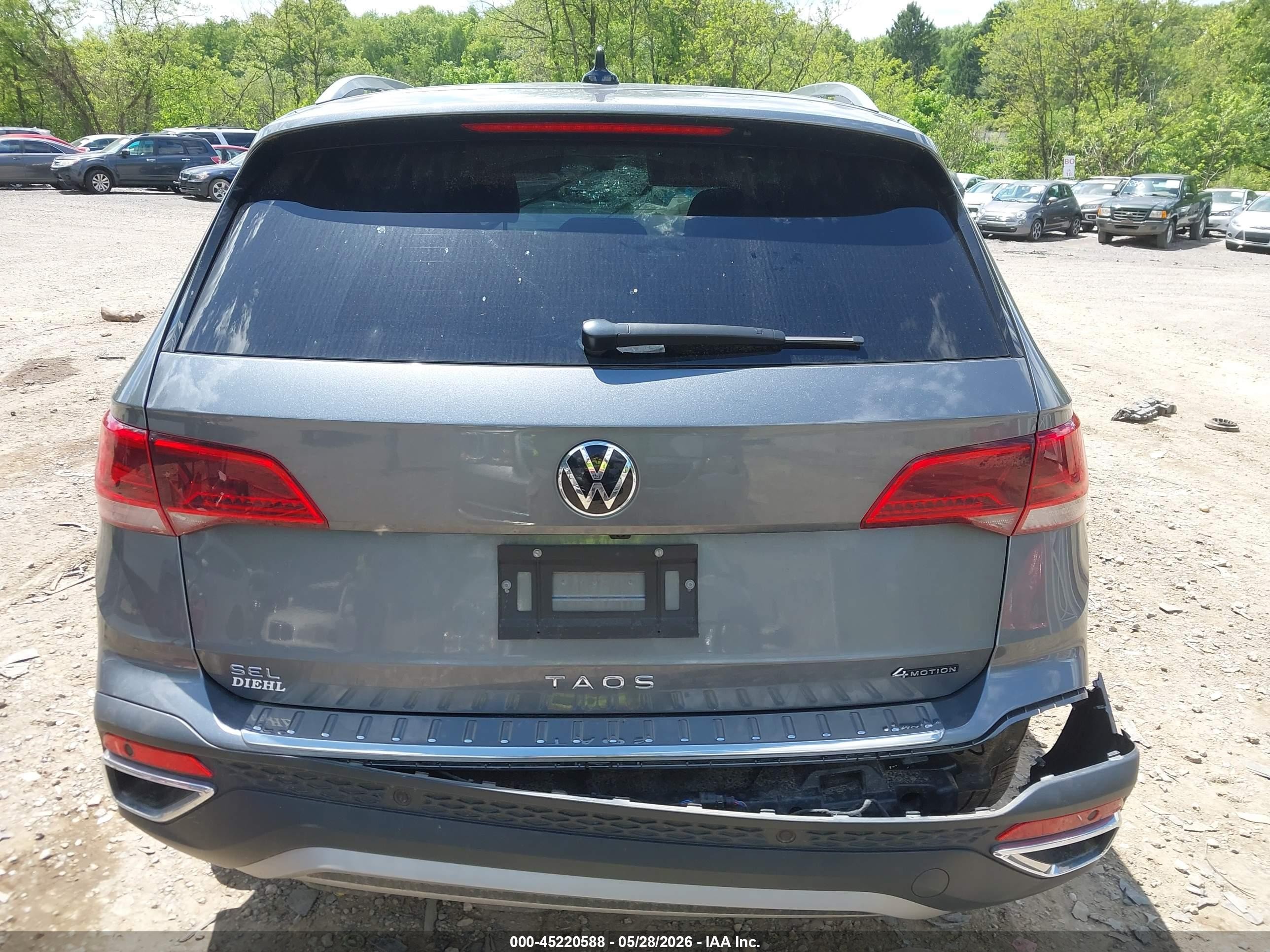 2024 Volkswagen Taos 1.5t Sel Gray vin: 3VV4X7B20RM034794