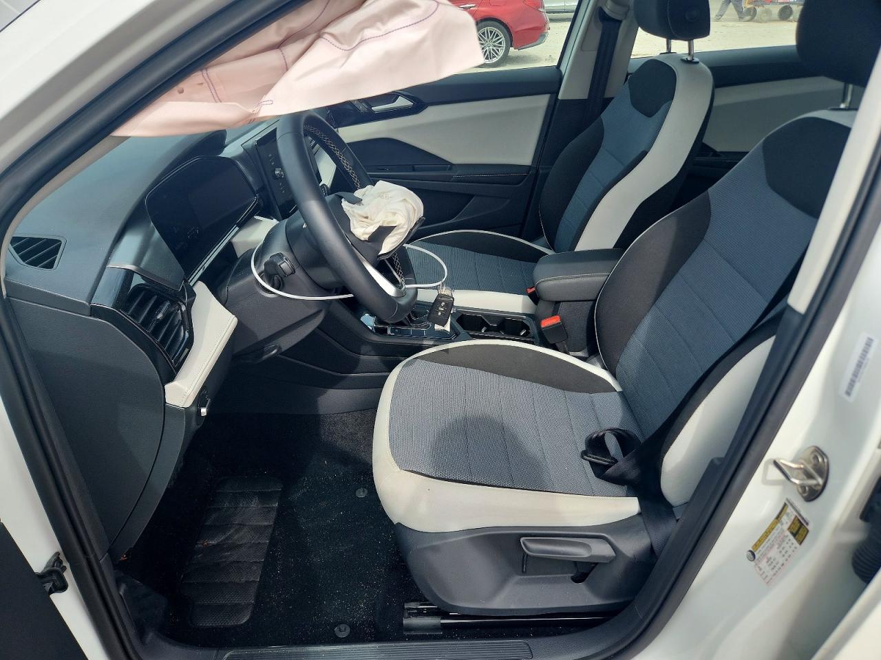 2026 Volkswagen Taos S White vin: 3VV5C7B27TM000178