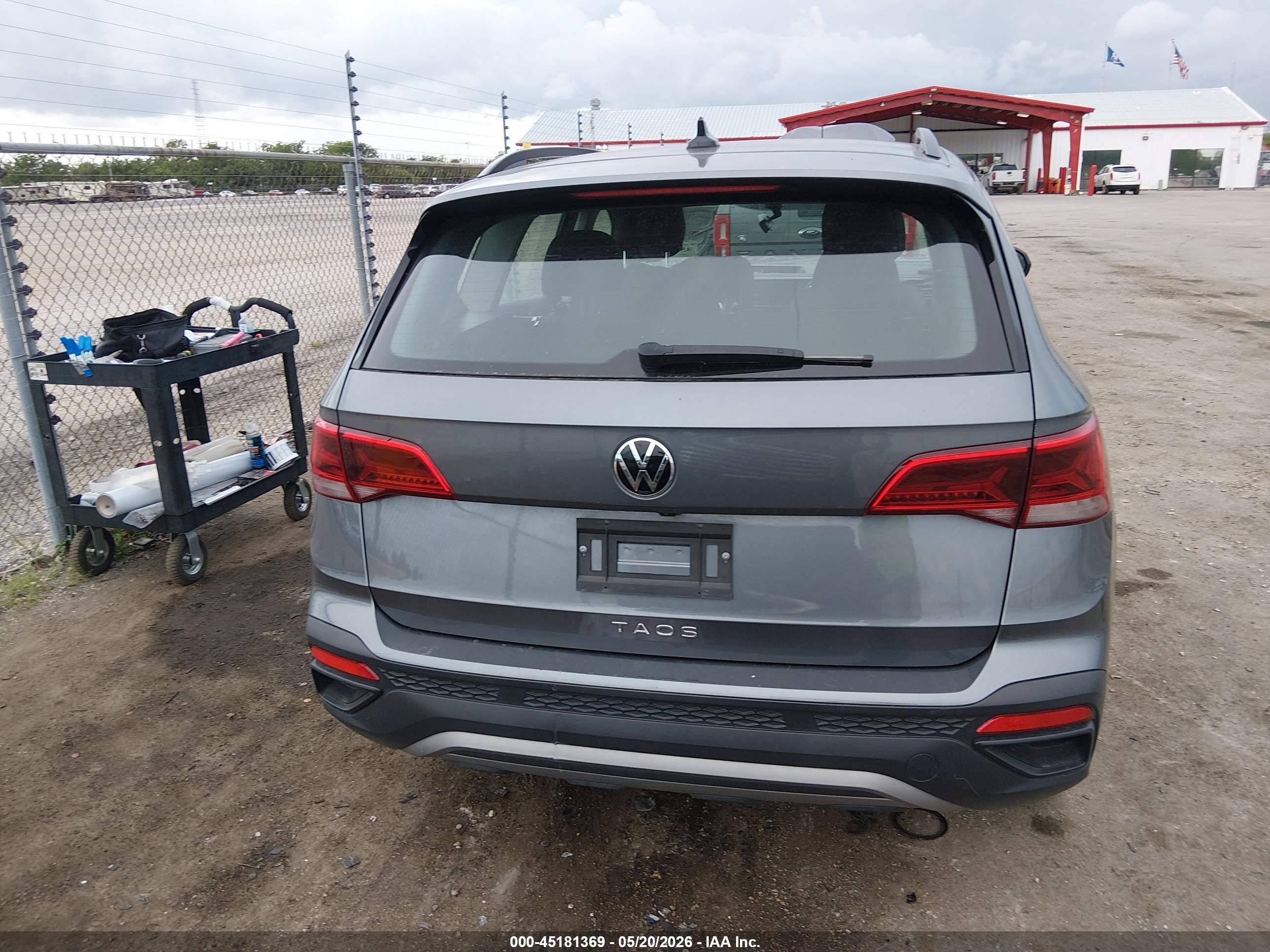 2024 Volkswagen Taos 1.5t S Серый vin: 3VV5X7B24RM047195