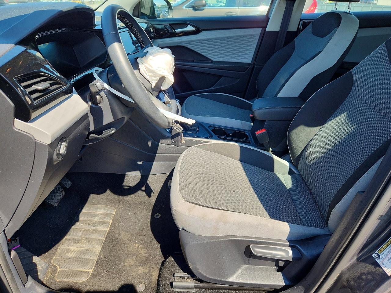 2024 Volkswagen Taos S Gray vin: 3VV5X7B24RM074669