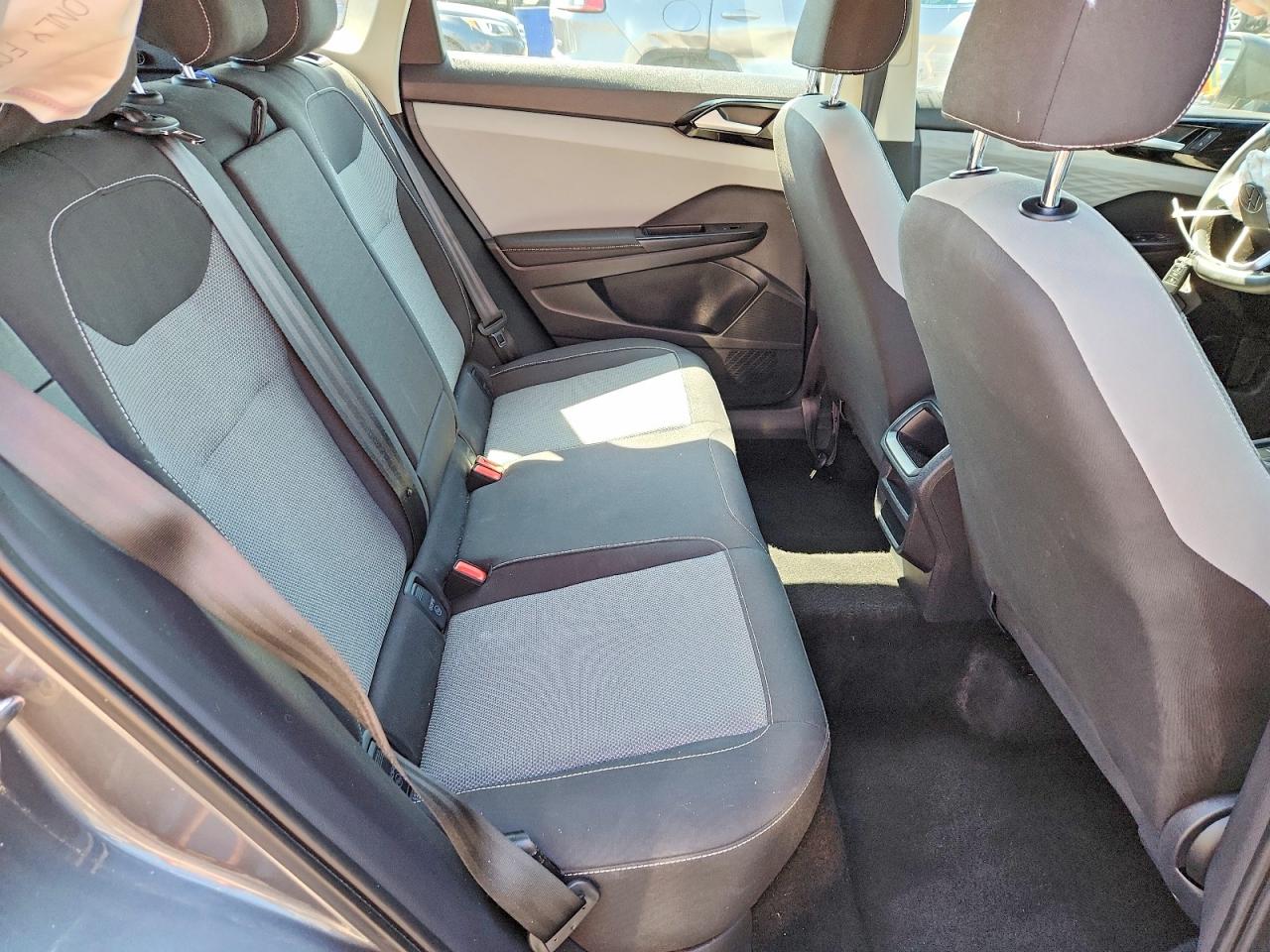 2024 Volkswagen Taos S Gray vin: 3VV5X7B24RM074669