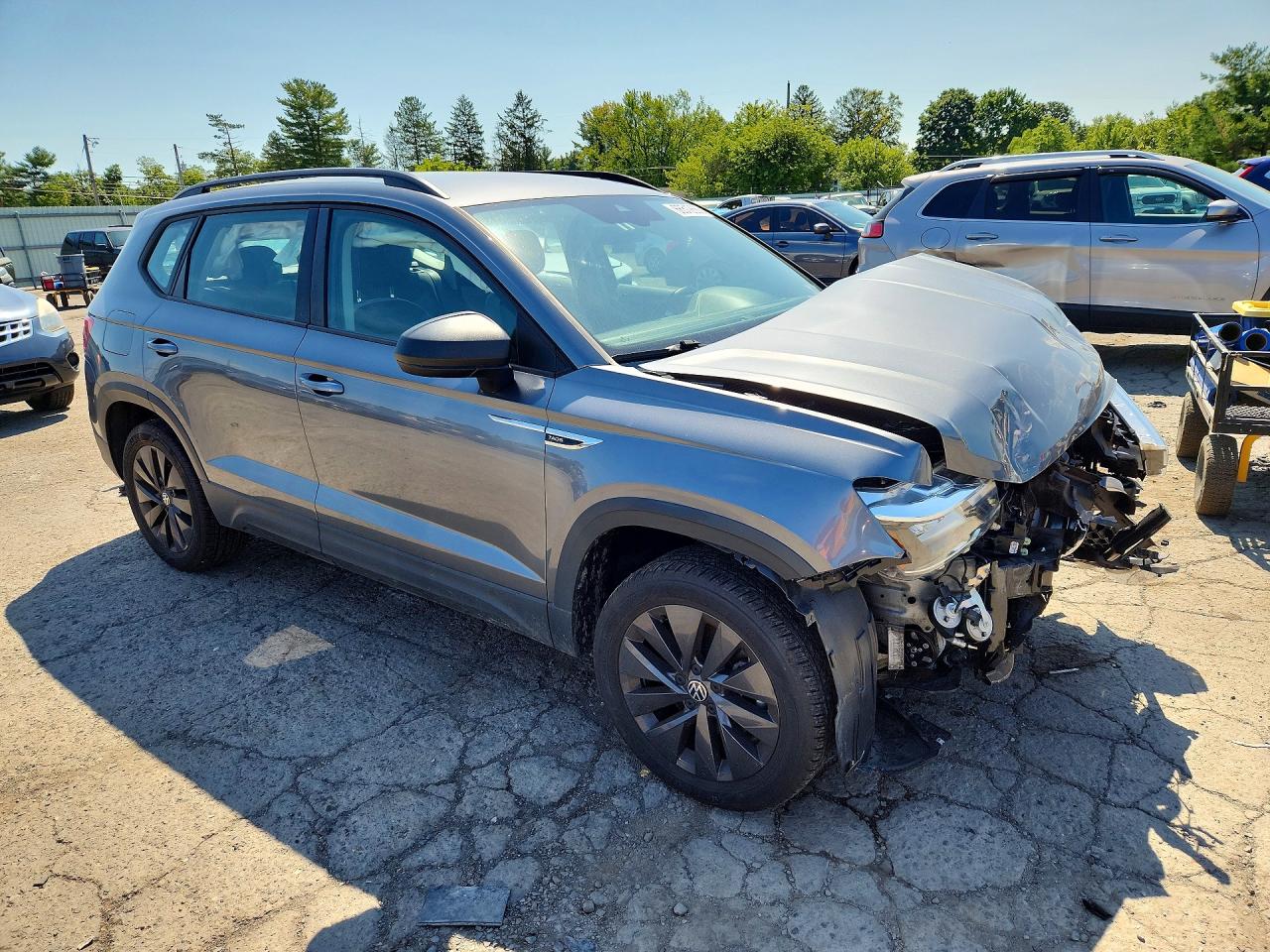 2024 Volkswagen Taos S Gray vin: 3VV5X7B24RM074669