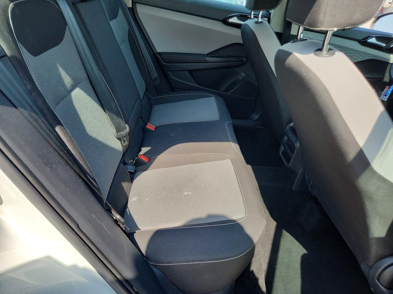 2024 Volkswagen Taos S Белый vin: 3VV5X7B25RM008289