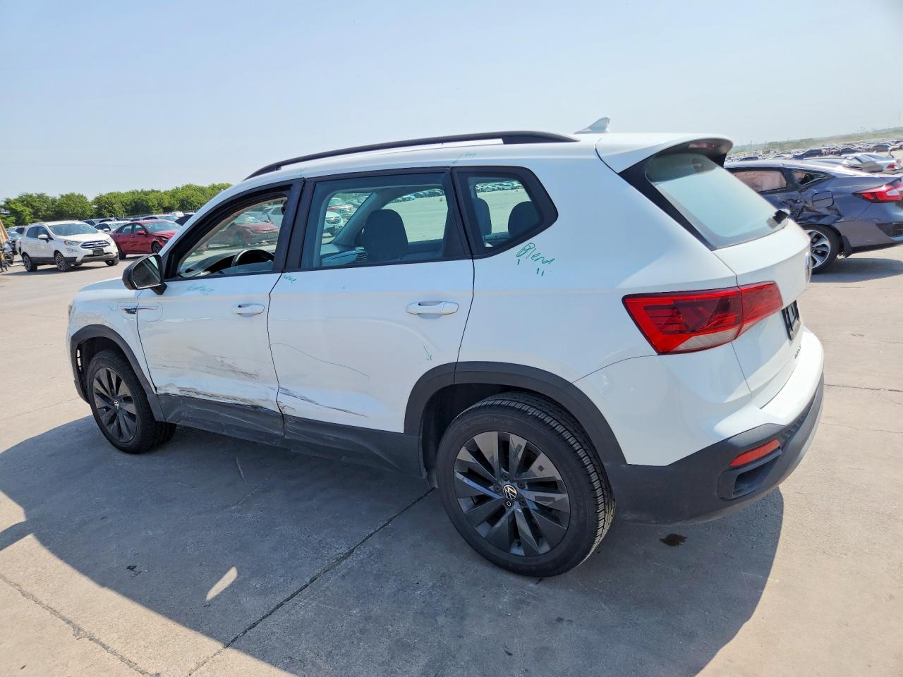 2024 Volkswagen Taos S Белый vin: 3VV5X7B25RM008289