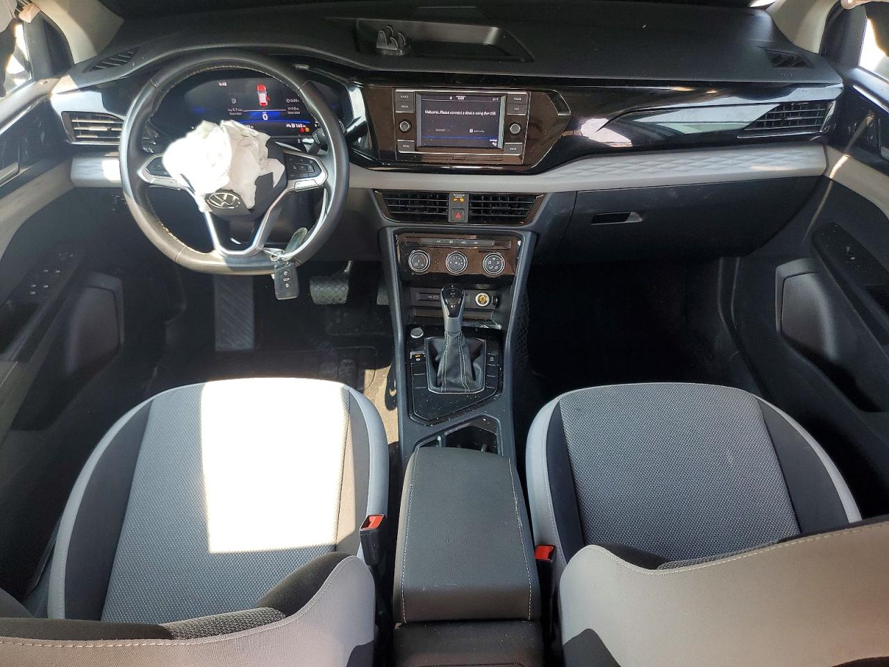 2024 Volkswagen Taos S Белый vin: 3VV5X7B26RM103685