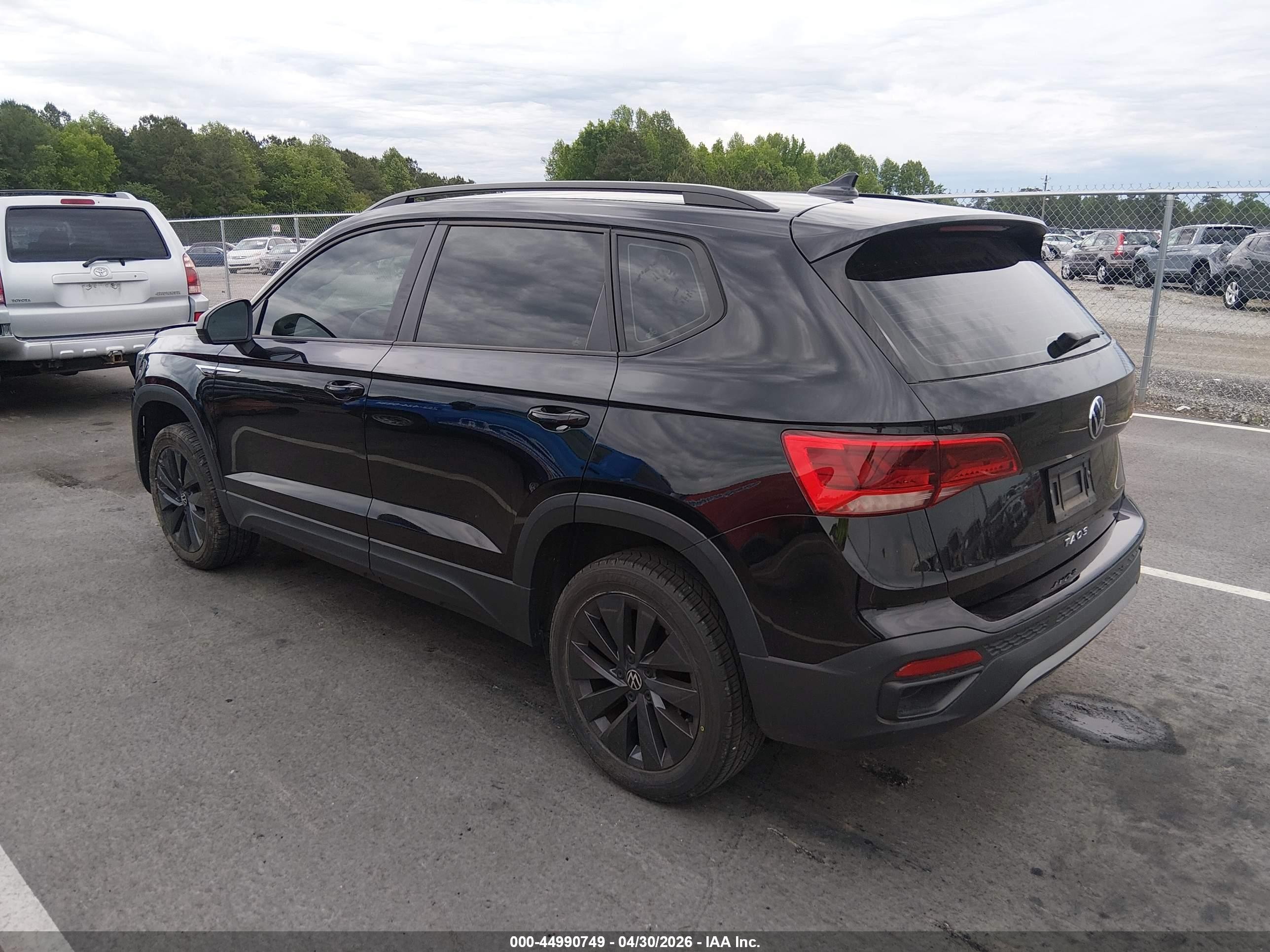 2024 Volkswagen Taos 1.5t S Черный vin: 3VV5X7B28RM058832