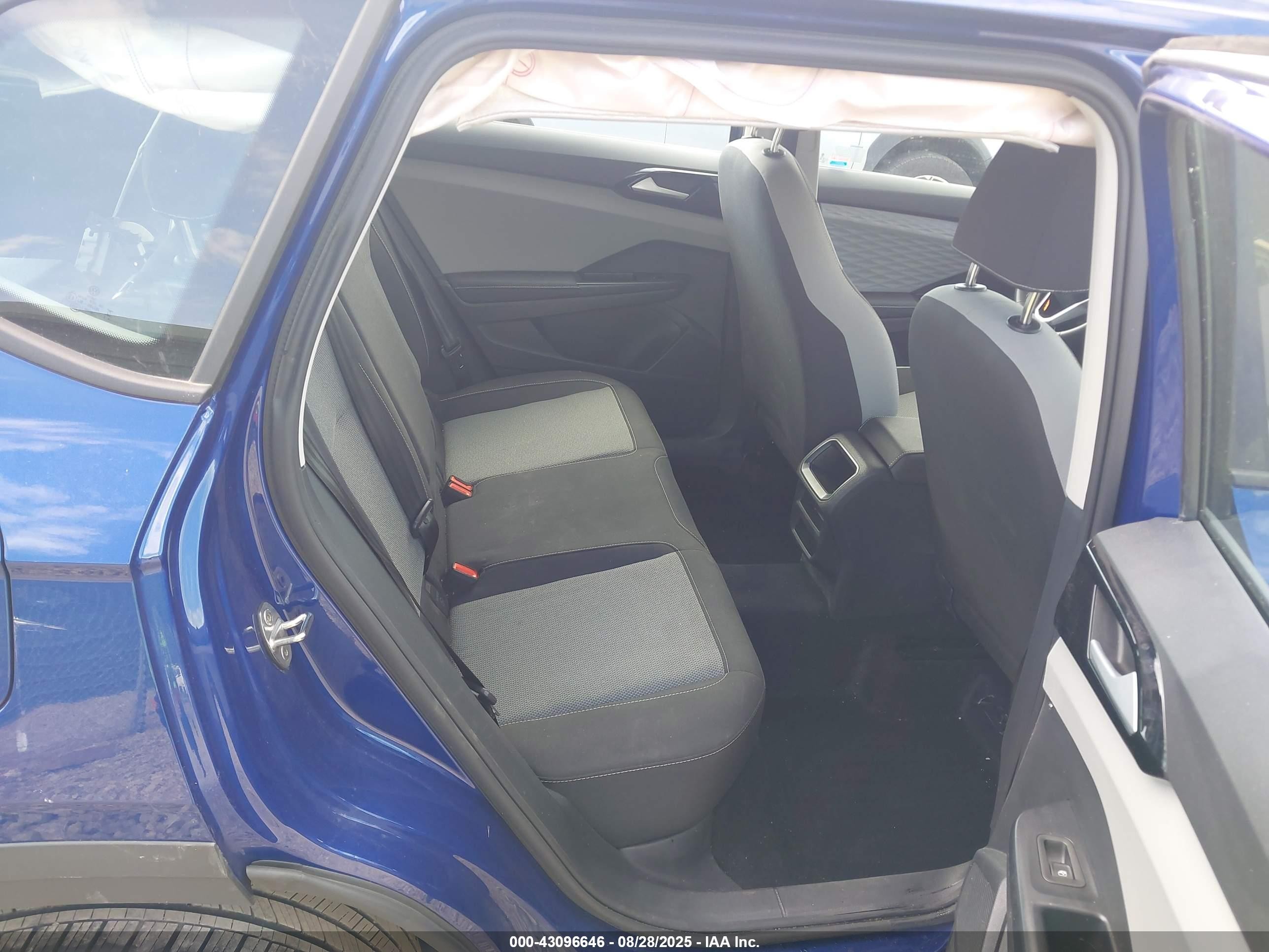 2024 Volkswagen Taos 1.5t S Синий vin: 3VV5X7B28RM115949