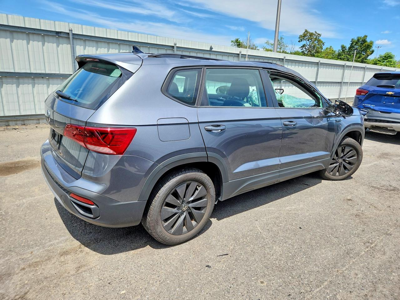 2024 Volkswagen Taos S Gray vin: 3VV5X7B29RM099728