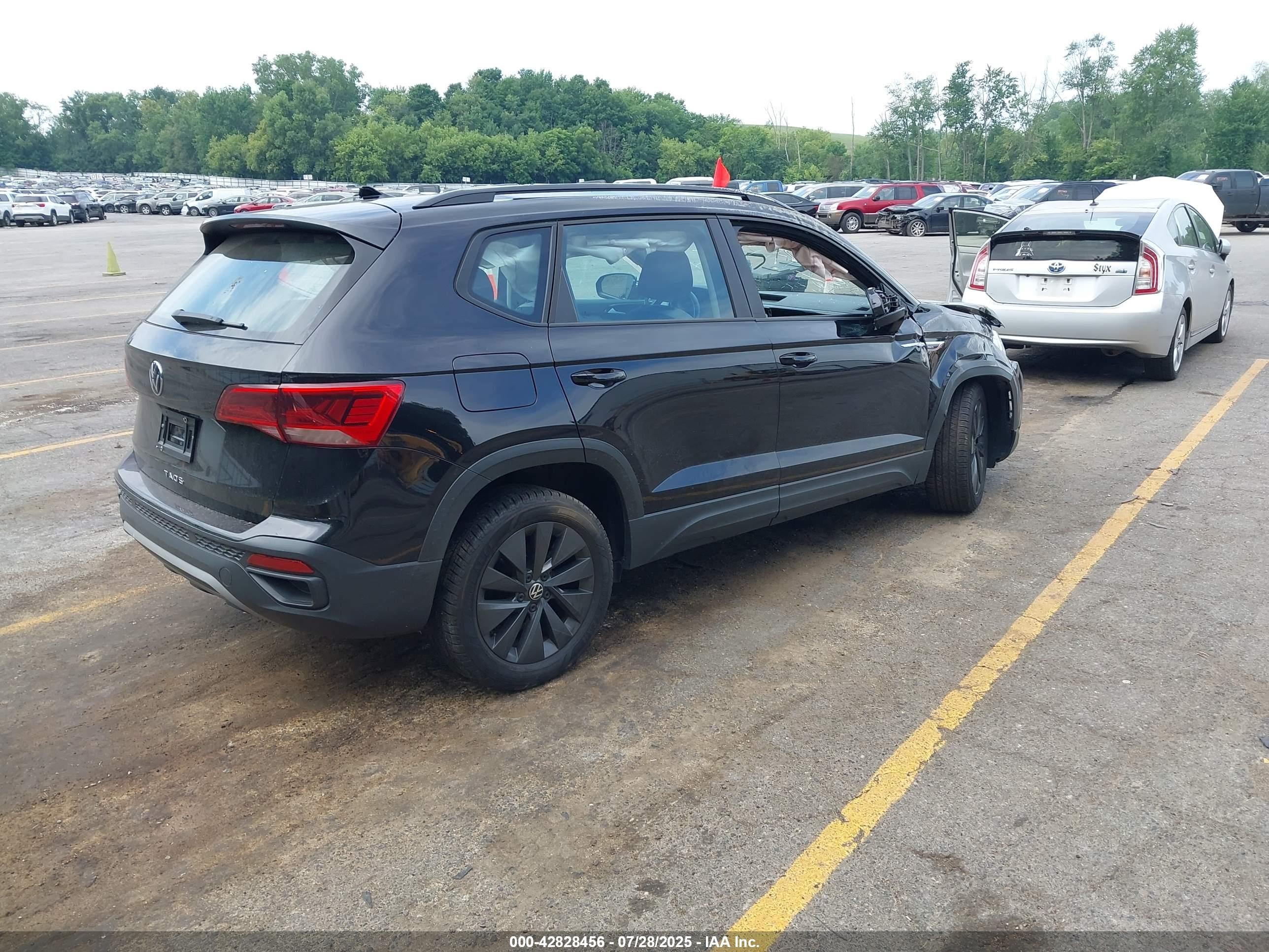 2024 Volkswagen Taos 1.5t S Black vin: 3VV5X7B2XRM017179