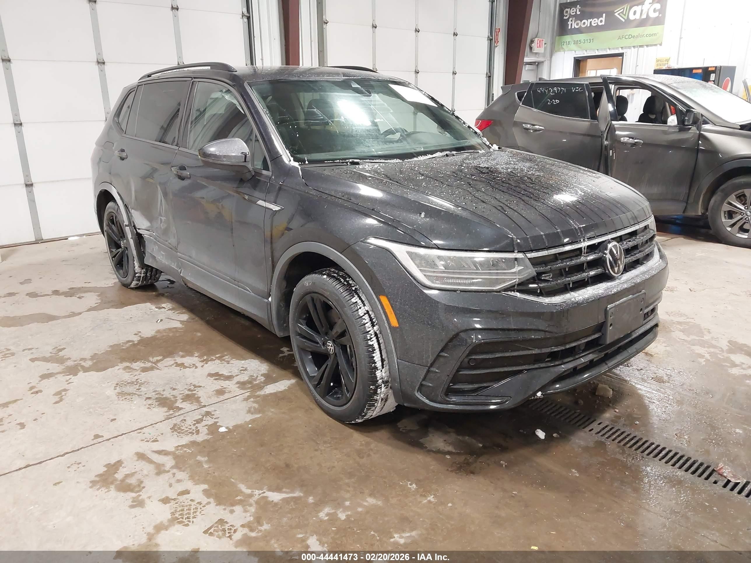 2023 Volkswagen Tiguan 2.0t Se R-line Black Black vin: 3VV8B7AX2PM027064