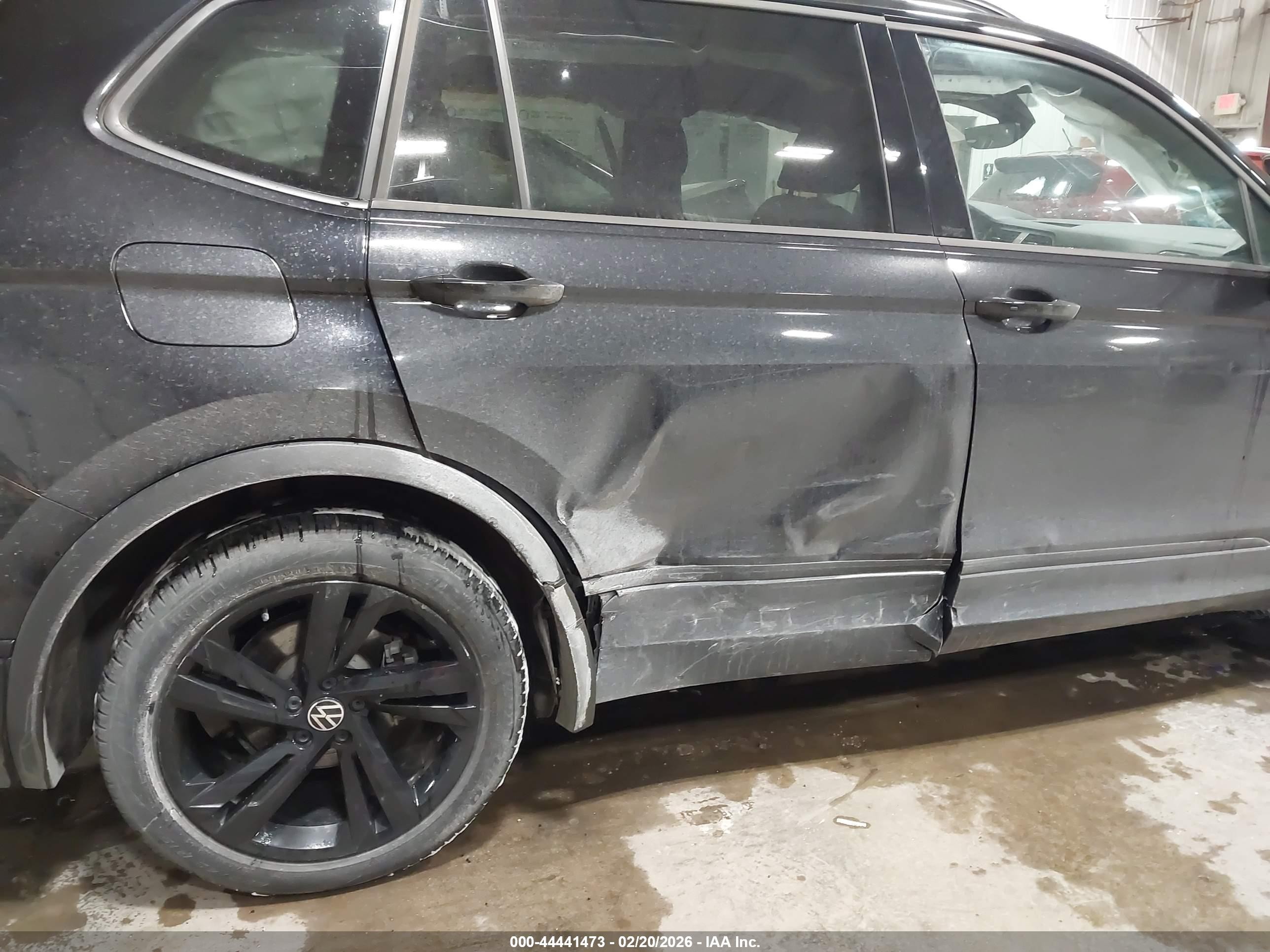 2023 Volkswagen Tiguan 2.0t Se R-line Black Black vin: 3VV8B7AX2PM027064
