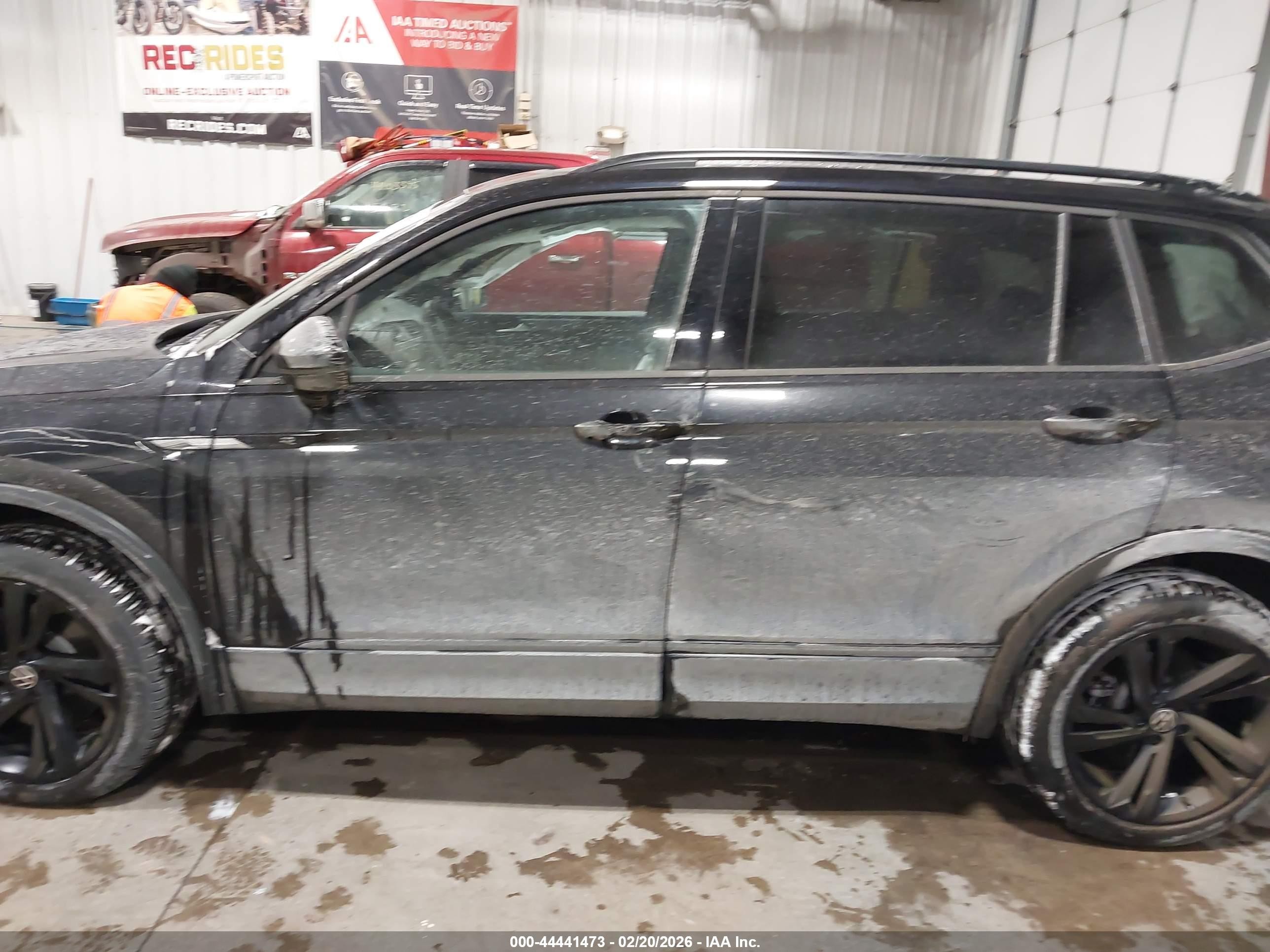 2023 Volkswagen Tiguan 2.0t Se R-line Black Black vin: 3VV8B7AX2PM027064