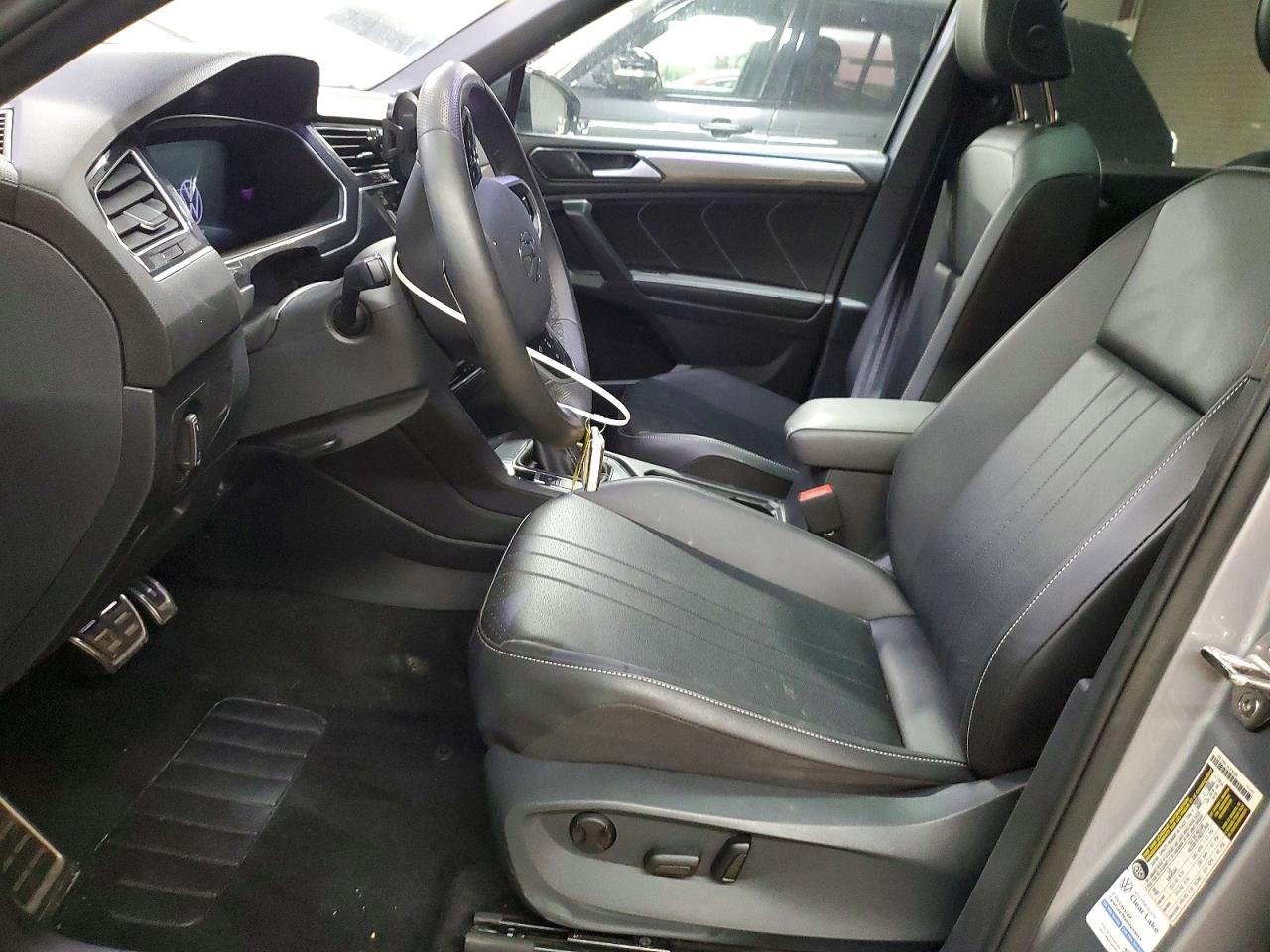 2024 Volkswagen Tiguan Se R-line Black Silver vin: 3VV8B7AX9RM104287