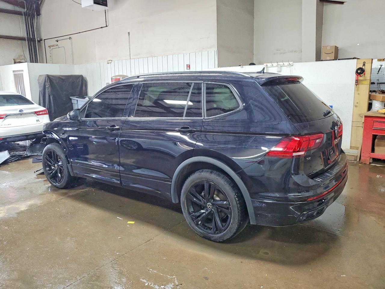 2024 Volkswagen Tiguan Se R-line Black Black vin: 3VV8B7AX9RM110879