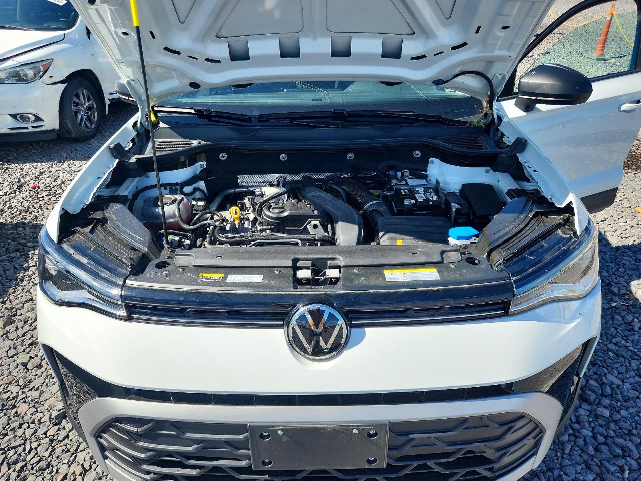 2025 Volkswagen Taos S Белый vin: 3VV8C7B27SM048873