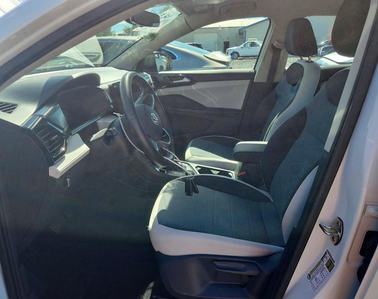 2025 Volkswagen Taos S Белый vin: 3VV8C7B27SM048873
