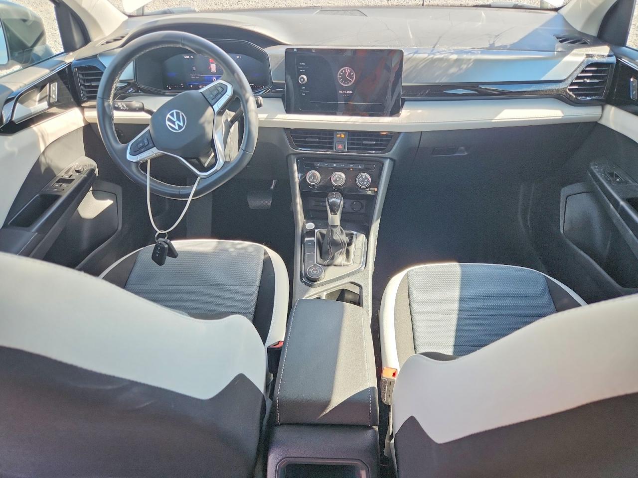 2025 Volkswagen Taos S Белый vin: 3VV8C7B27SM048873