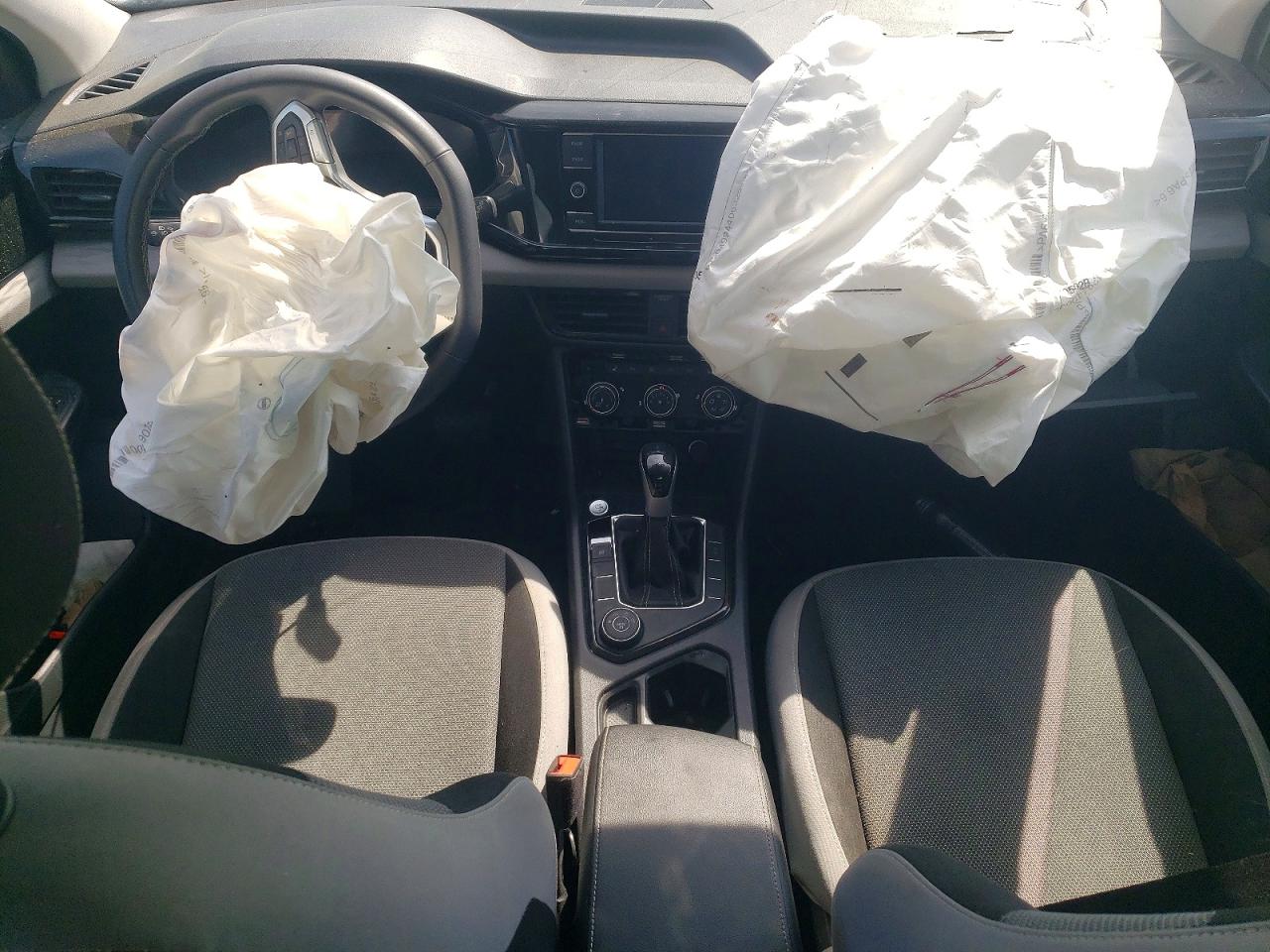 2024 Volkswagen Taos S White vin: 3VV8X7B23RM018767