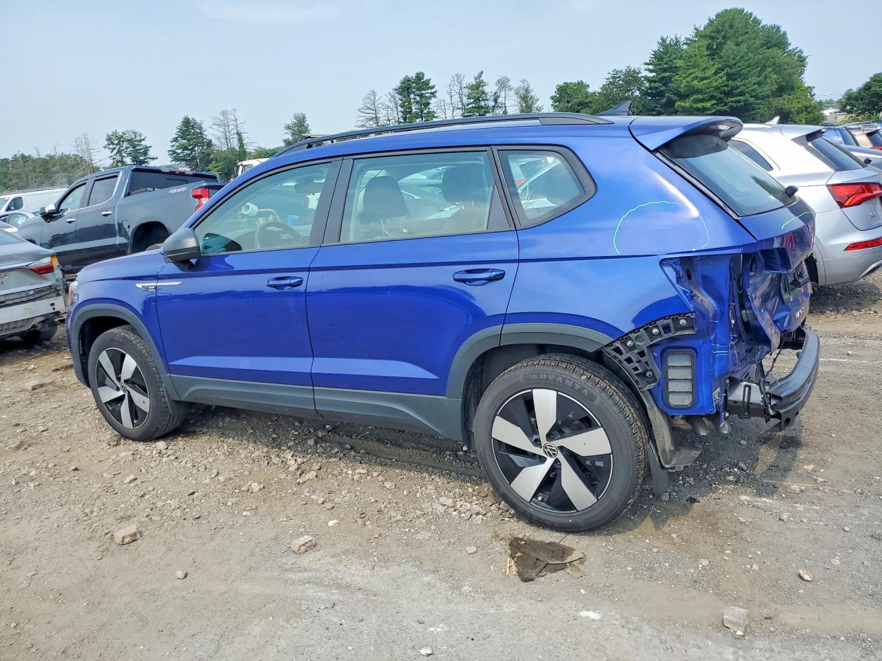 2024 Volkswagen Taos S Blue vin: 3VV8X7B26RM040326