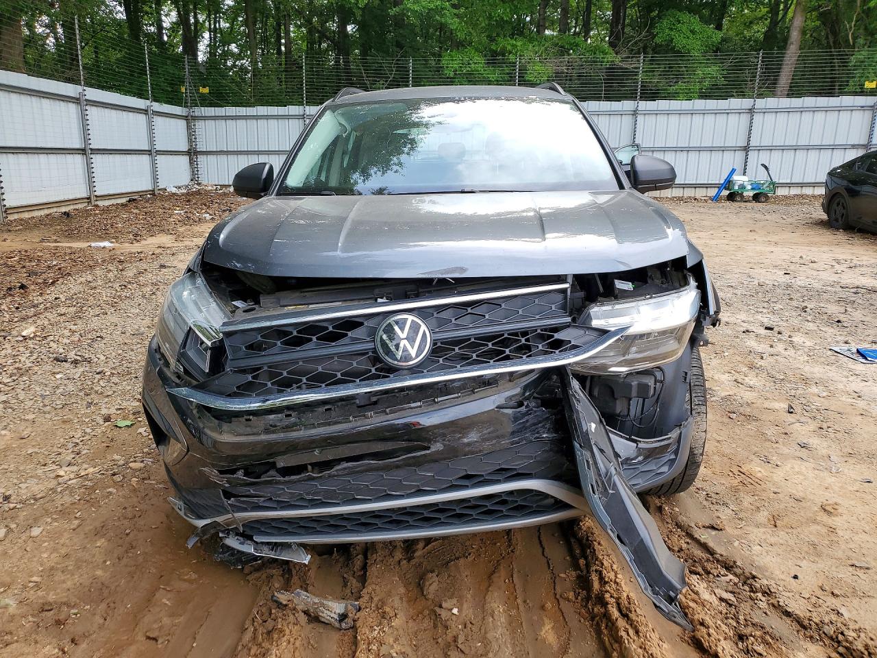 2024 Volkswagen Taos S Gray vin: 3VV8X7B26RM046983