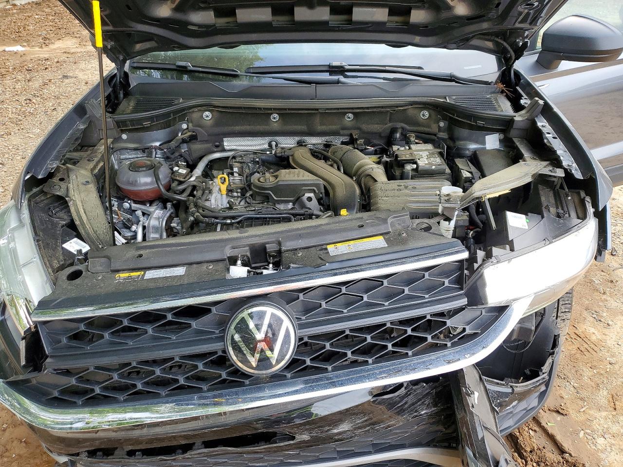 2024 Volkswagen Taos S Gray vin: 3VV8X7B26RM046983