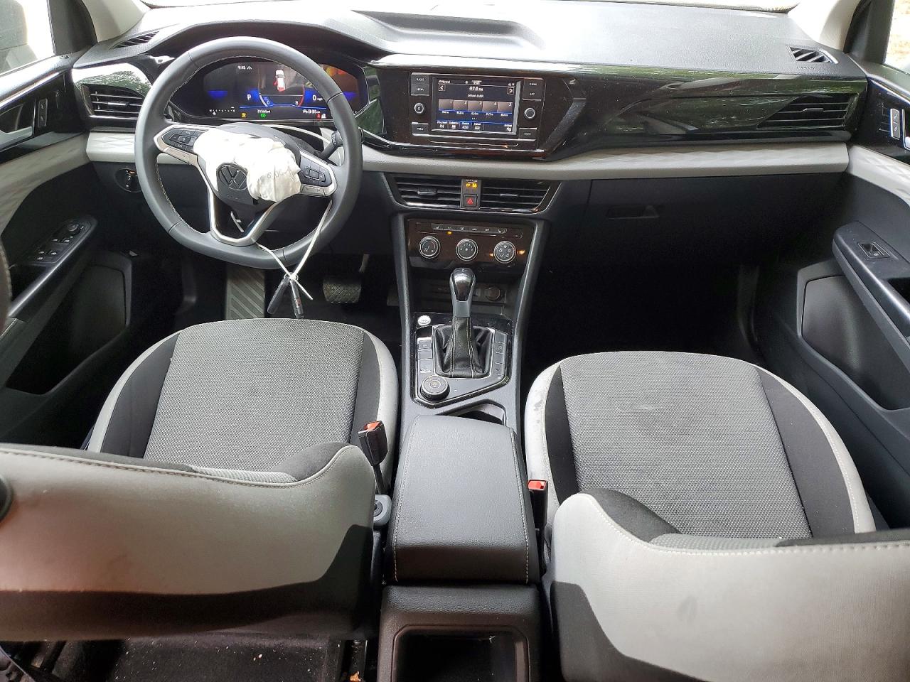 2024 Volkswagen Taos S Gray vin: 3VV8X7B26RM046983