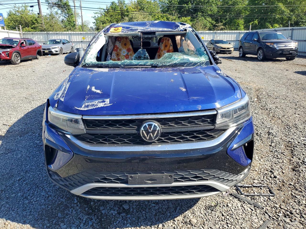 2024 Volkswagen Taos S Blue vin: 3VV8X7B2XRM072616