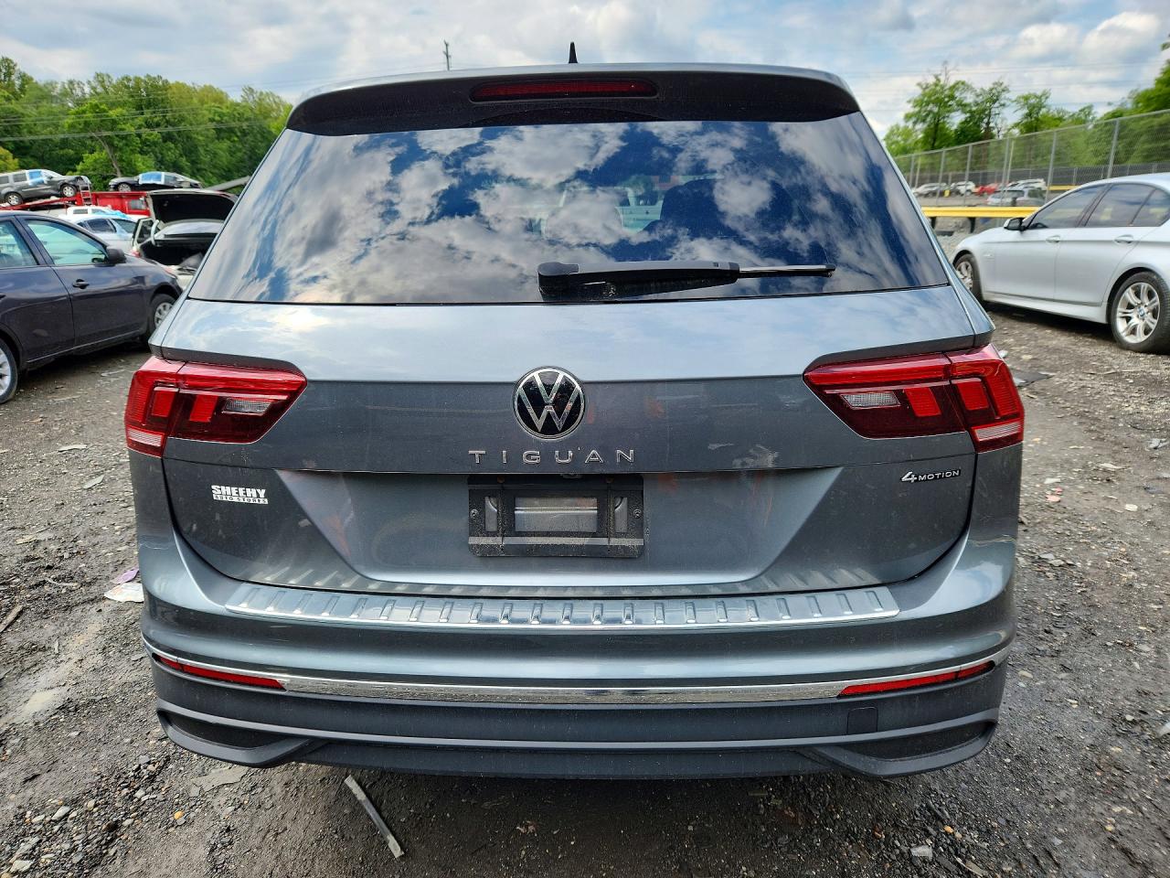2024 Volkswagen Tiguan Wolfsburg Gray vin: 3VVAB7AX0RM218079