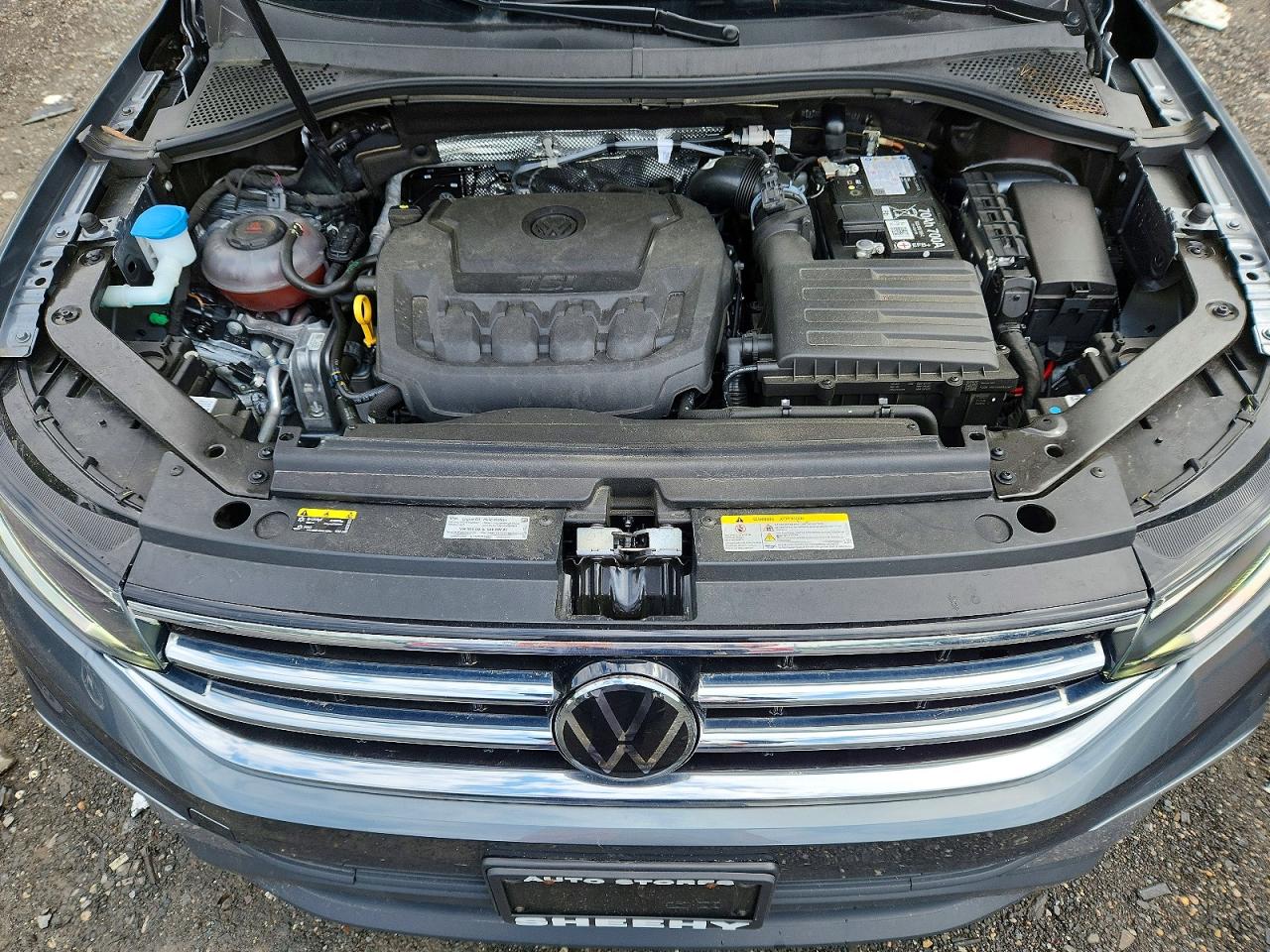2024 Volkswagen Tiguan Wolfsburg Gray vin: 3VVAB7AX0RM218079