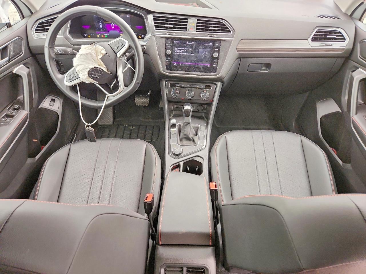 2024 Volkswagen Tiguan Wolfsburg White vin: 3VVAB7AX2RM225292