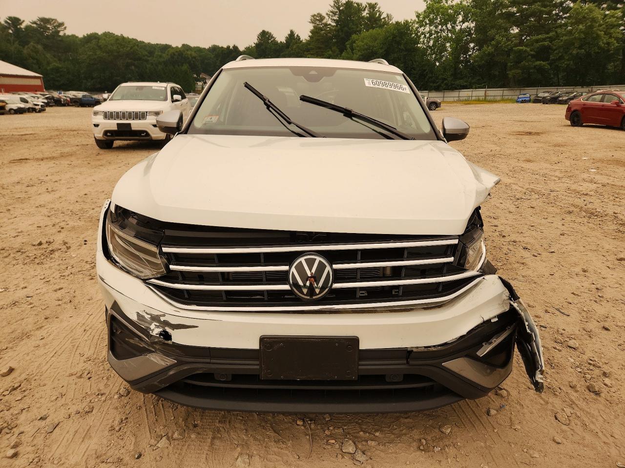 2024 Volkswagen Tiguan Wolfsburg White vin: 3VVAB7AX2RM225292