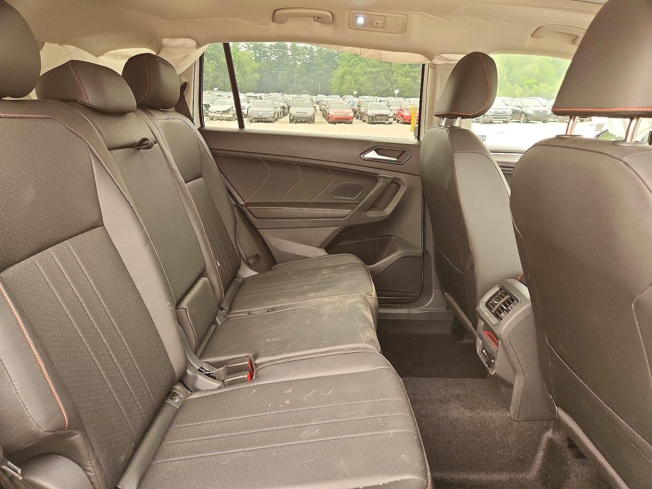 2024 Volkswagen Tiguan Wolfsburg White vin: 3VVAB7AX2RM225292
