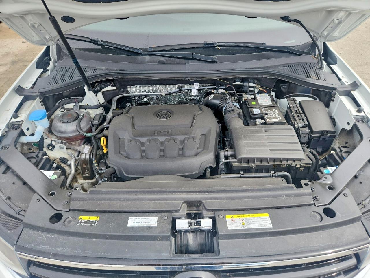 2022 Volkswagen Tiguan Se R-line Black Белый vin: 3VVCB7AX1NM022199