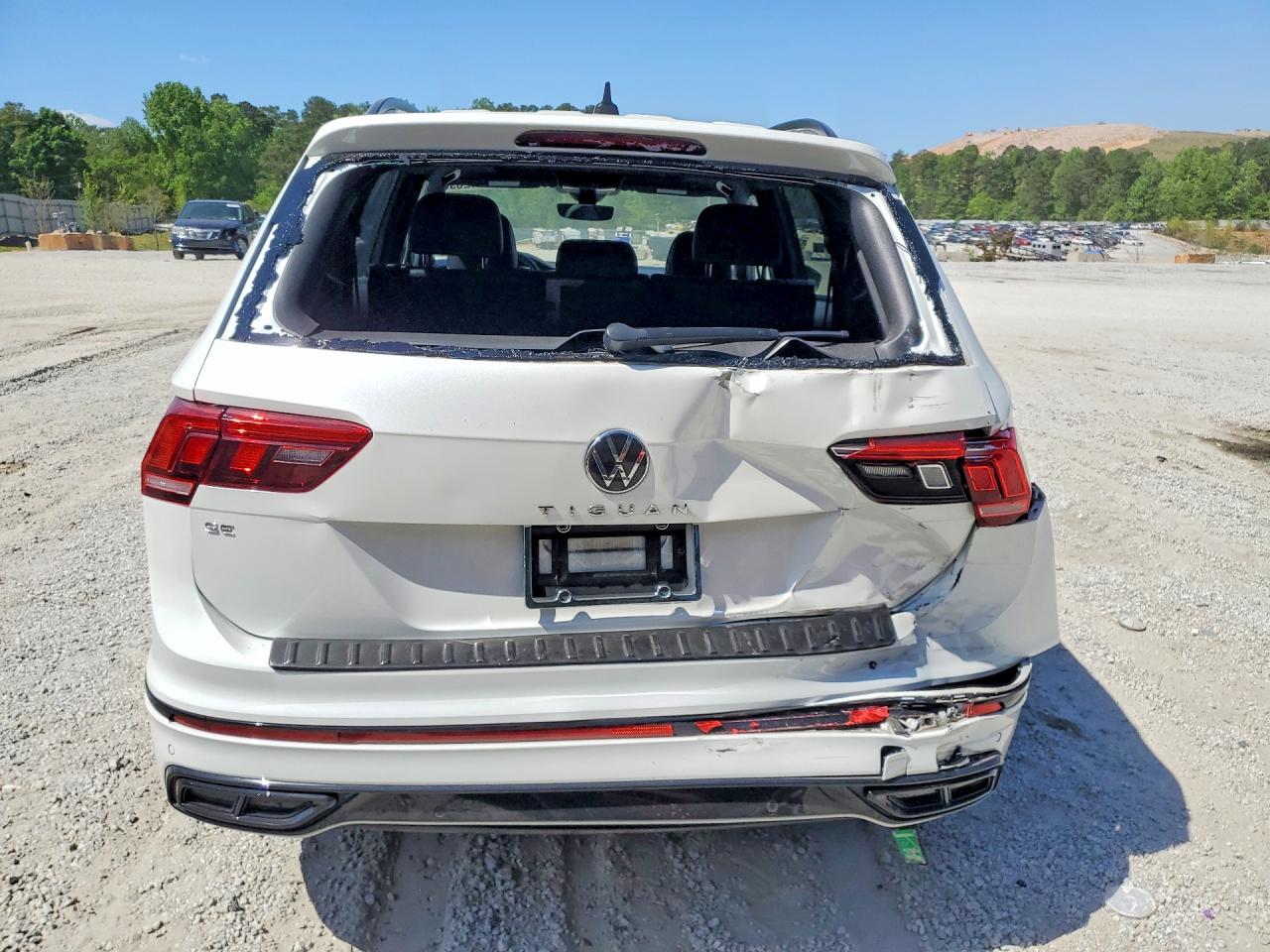 2023 Volkswagen Tiguan Se R-line Black White vin: 3VVCB7AX2PM038771