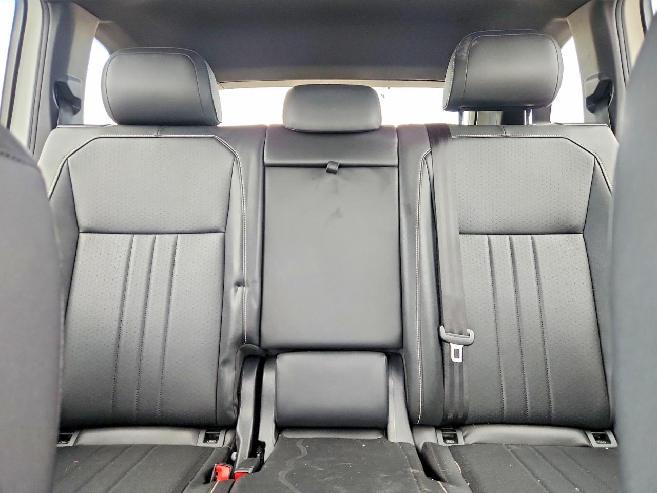 2023 Volkswagen Tiguan Se R-line Black White vin: 3VVCB7AX3PM049097
