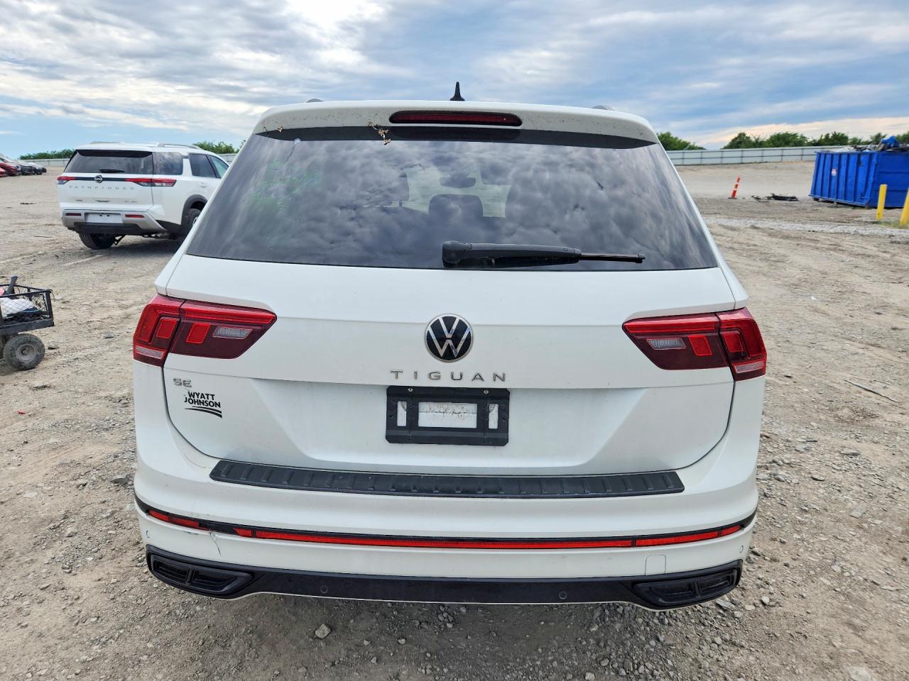 2023 Volkswagen Tiguan Se R-line Black White vin: 3VVCB7AX3PM049097
