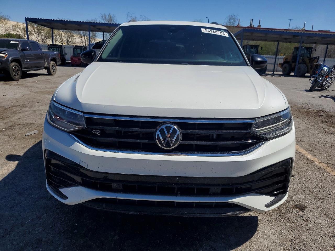 2023 Volkswagen Tiguan Se R-line Black White vin: 3VVCB7AX4PM097563
