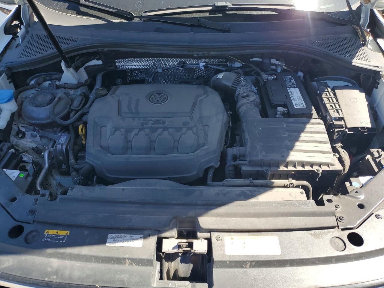2023 Volkswagen Tiguan Se R-line Black White vin: 3VVCB7AX4PM097563