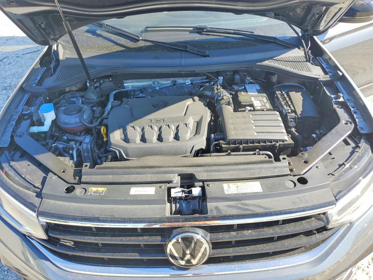 2024 Volkswagen Tiguan Se R-line Black Gray vin: 3VVCB7AX4RM096948