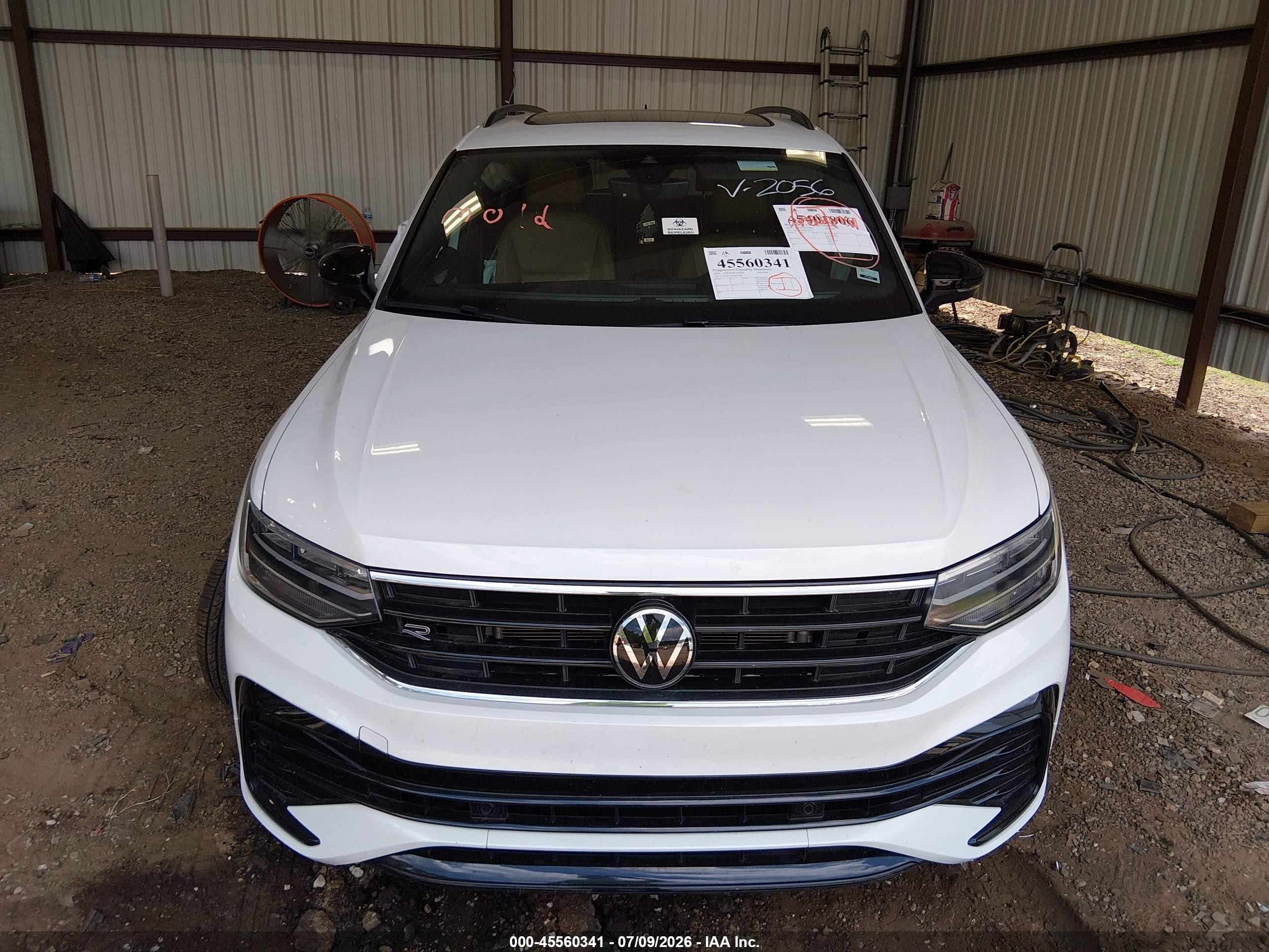 2024 Volkswagen Tiguan 2.0t Se R-line Black White vin: 3VVCB7AX9RM192056