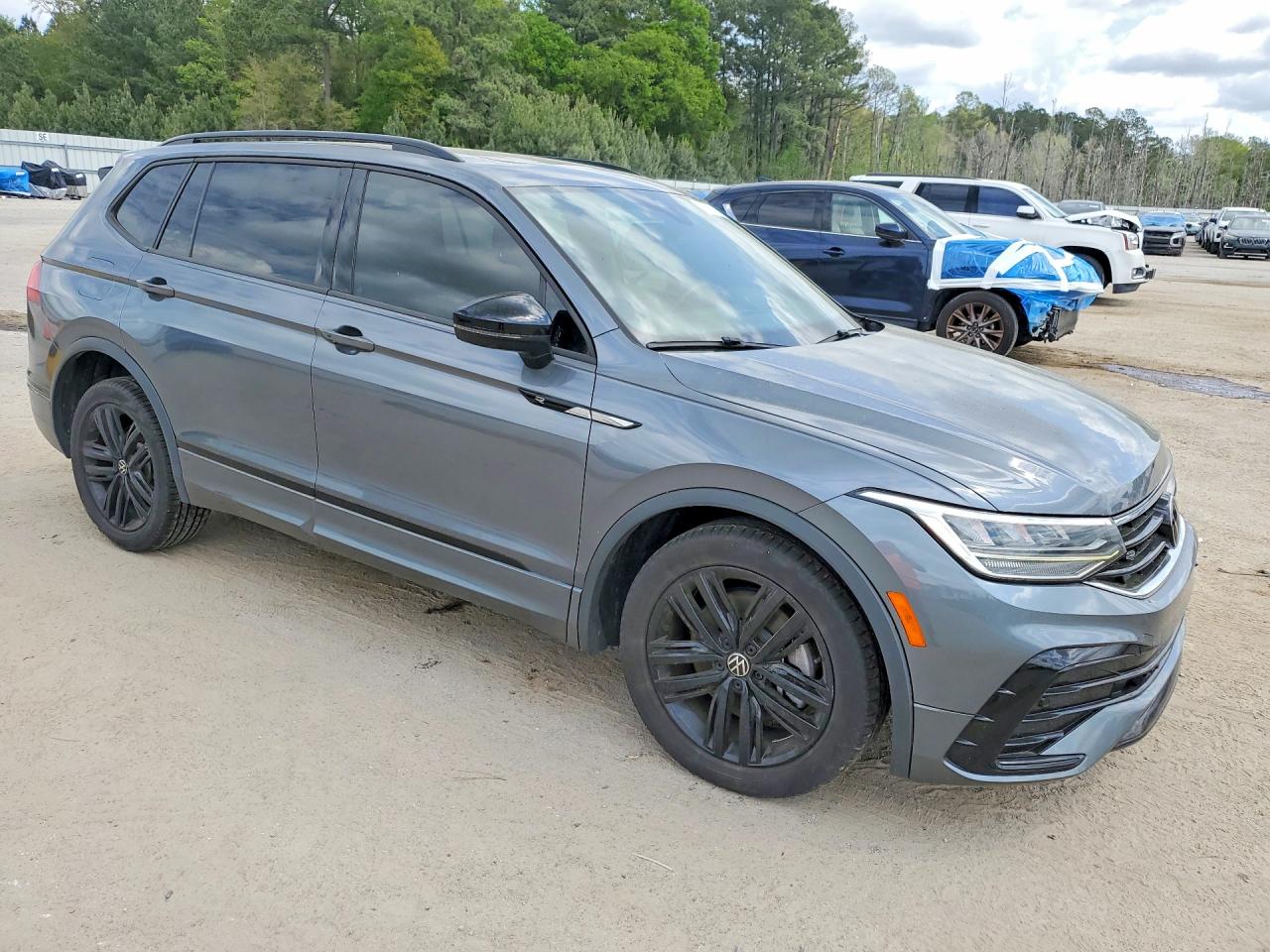 2022 Volkswagen Tiguan Se R-line Black Gray vin: 3VVCB7AXXNM038885