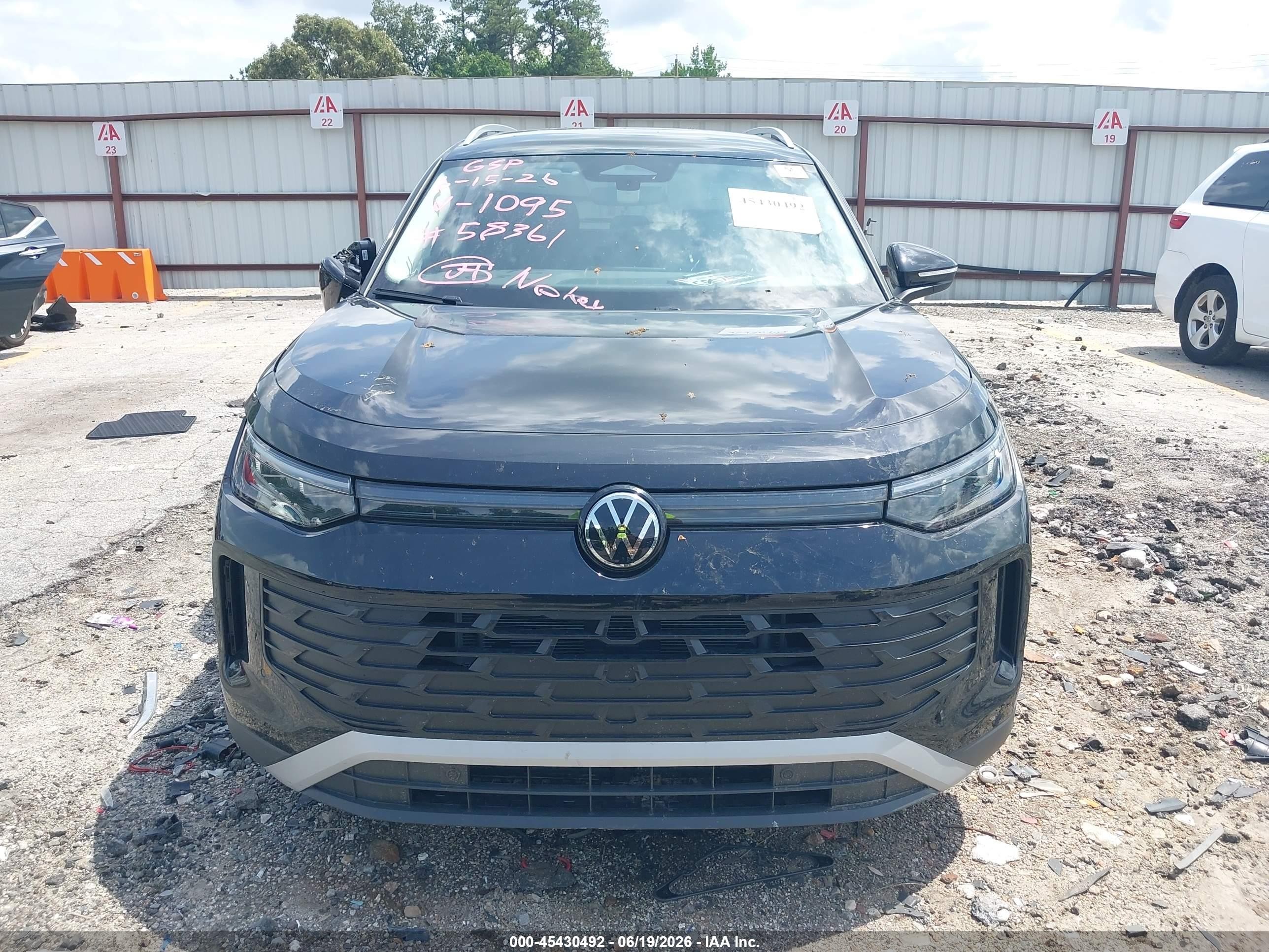 2026 Volkswagen Tiguan S Black vin: 3VVCR7RM0TM091095