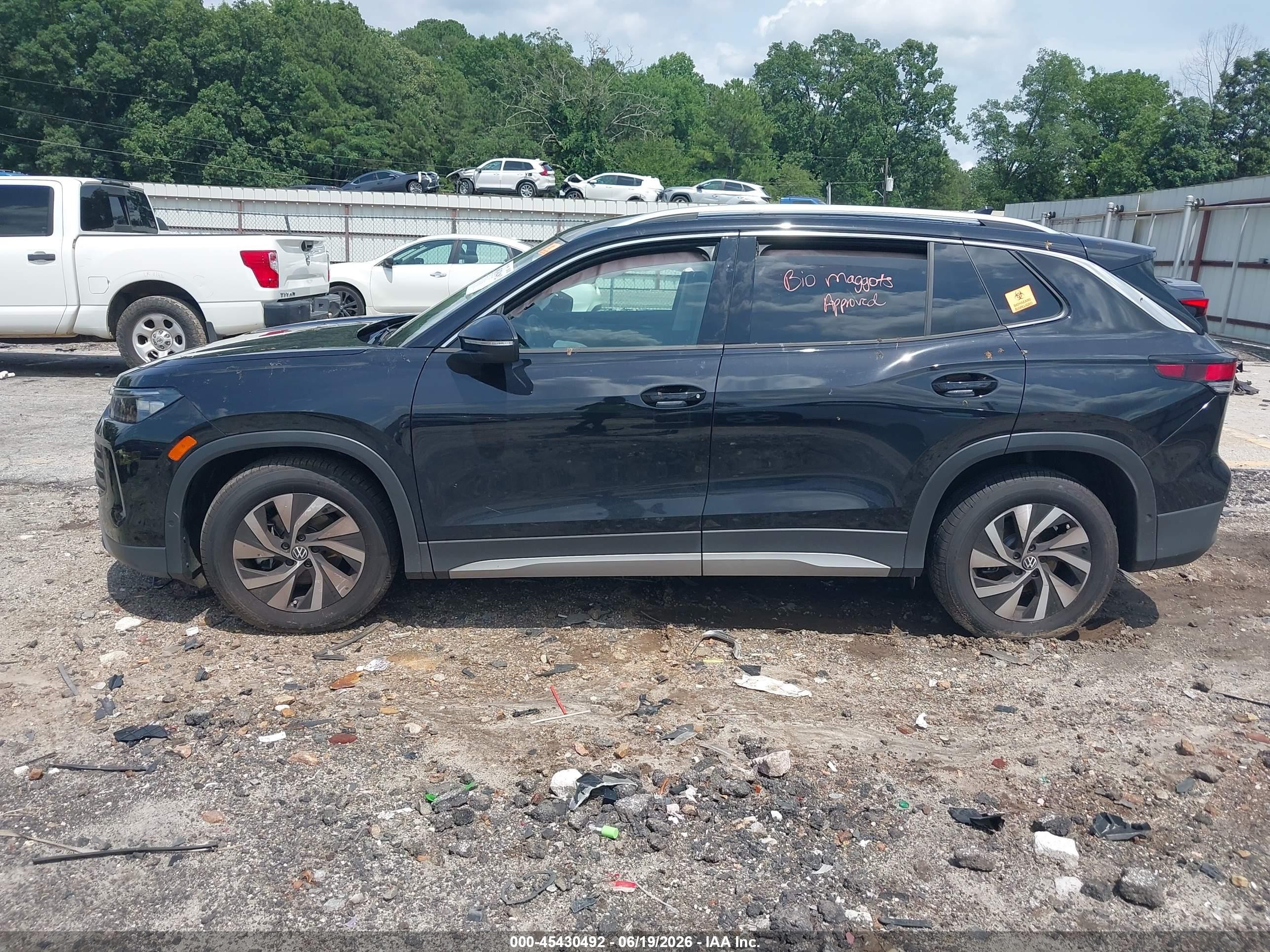 2026 Volkswagen Tiguan S Black vin: 3VVCR7RM0TM091095