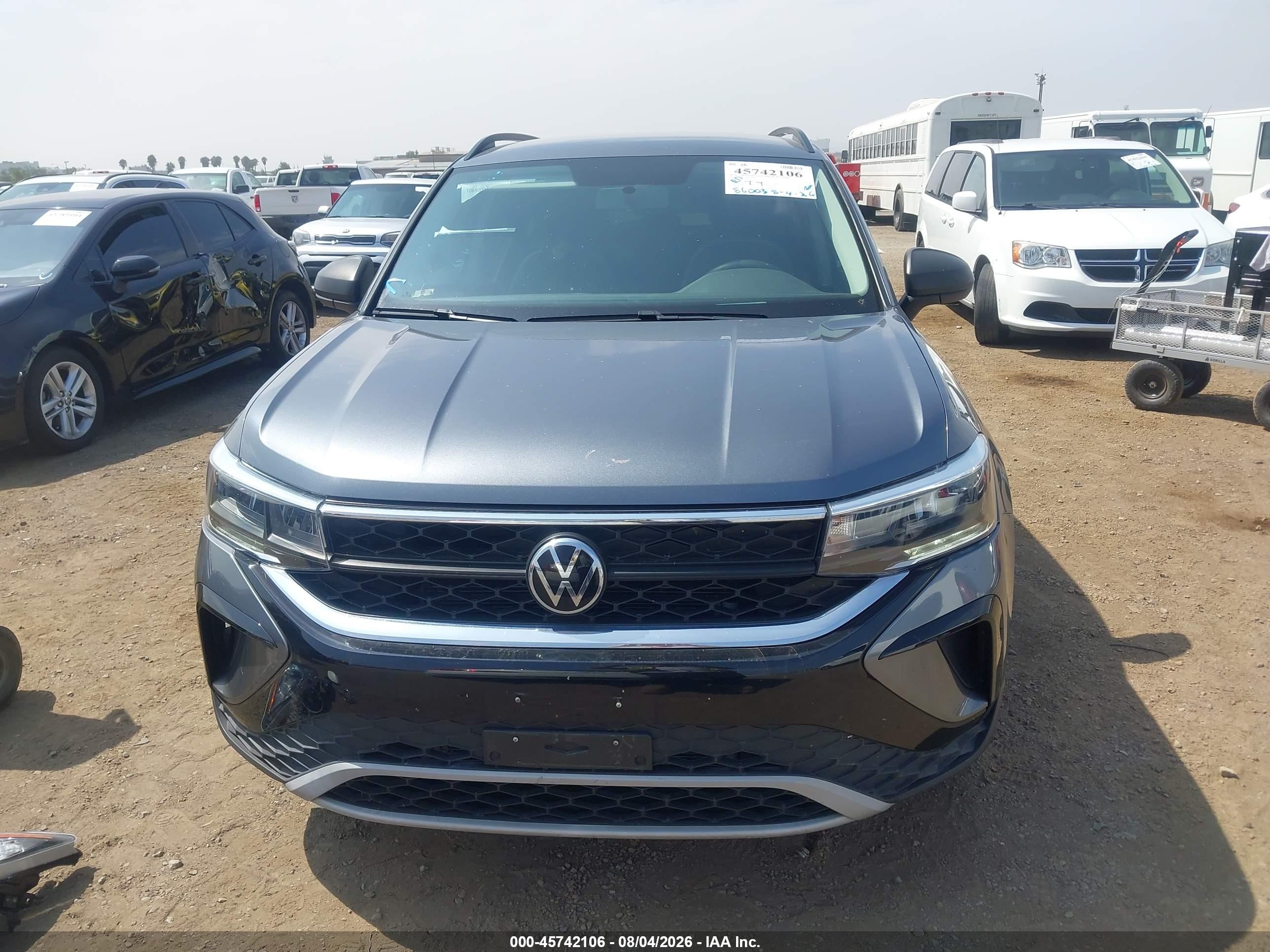 2022 Volkswagen Taos 1.5t S Gray vin: 3VVCX7B20NM032453